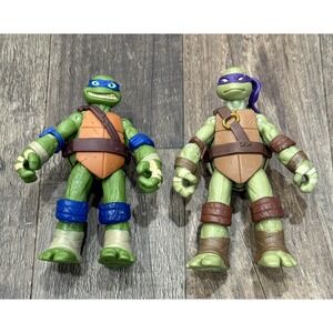 Teenage Mutant Ninja Turtles Donatello & Leonardo Action Figures 2012 Used